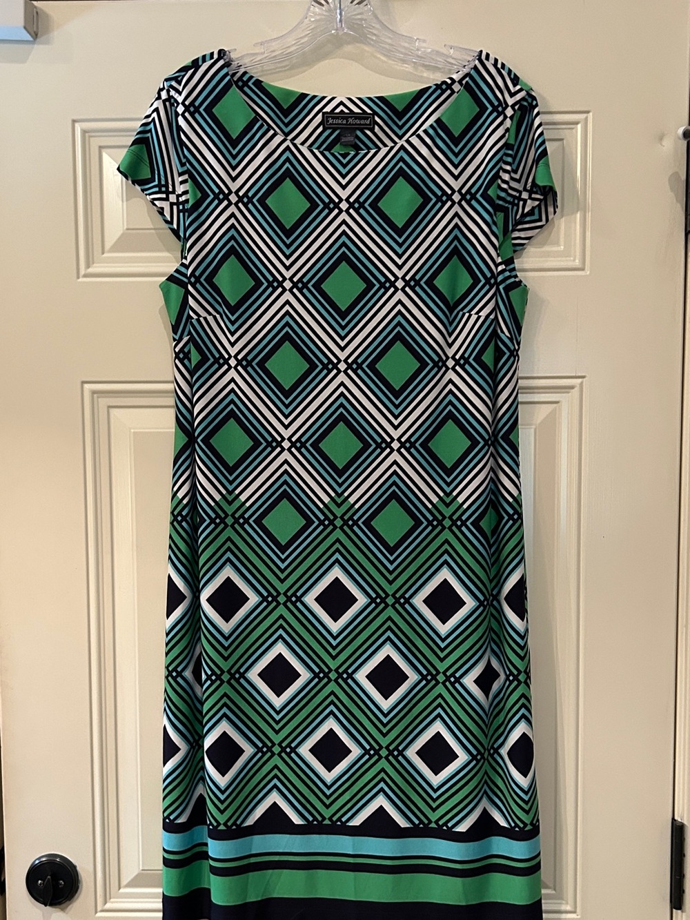 Jessica Howard Green and White Geometric Midi Dress